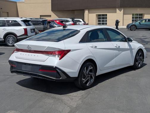 White 2025 Hyundai ELANTRA SEL Convenience