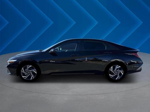 2025 Hyundai ELANTRA HEV SEL Sport