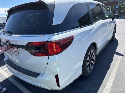Gray 2025 Honda Odyssey EX-L