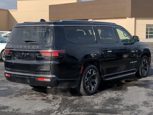 2024 Jeep Wagoneer L Series III