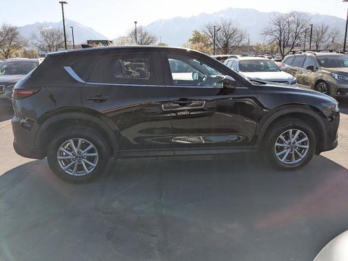2023 Mazda CX-5 2.5 S Preferred Package