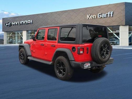 Firecracker Red Clearcoat 2022 Jeep Wrangler Unlimited Sport