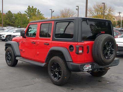 Firecracker Red Clearcoat 2022 Jeep Wrangler Unlimited Sport