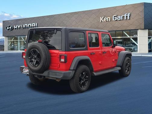 Firecracker Red Clearcoat 2022 Jeep Wrangler Unlimited Sport
