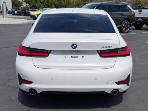 Alpine White 2021 BMW 330 i