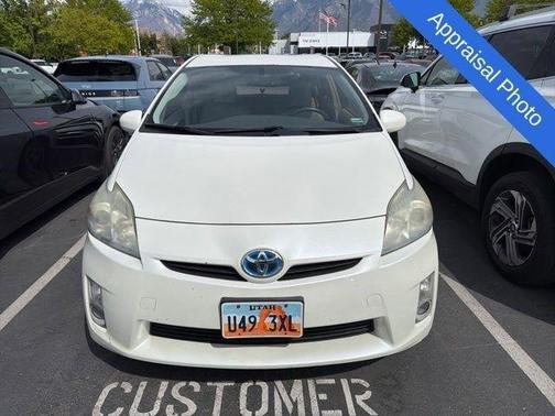 White 2010 Toyota Prius II