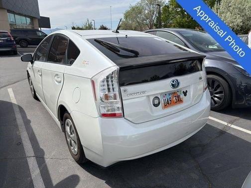 White 2010 Toyota Prius II