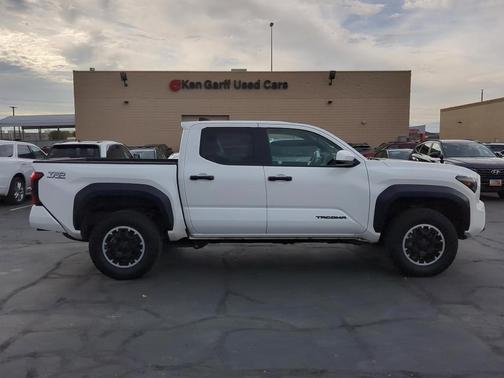 2024 Toyota Tacoma TRD Off Road