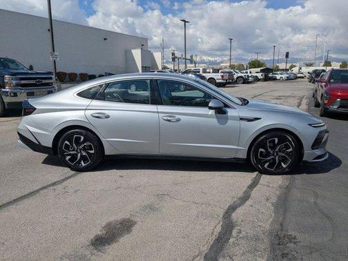 Silver 2024 Hyundai SONATA SEL