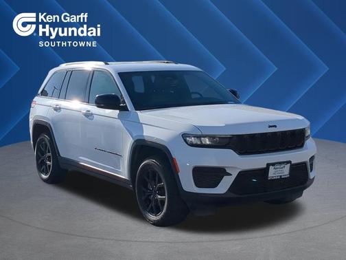 2024 Jeep Grand Cherokee Laredo