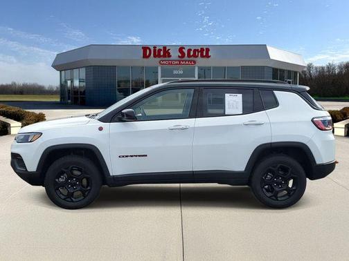 2023 Jeep Compass Trailhawk