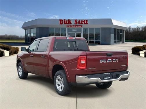 2025 RAM 1500 Big Horn/Lone Star