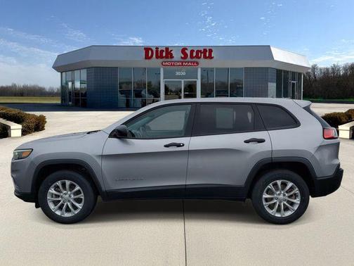 2021 Jeep Cherokee Sport