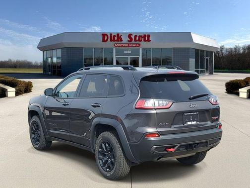 2022 Jeep Cherokee Trailhawk