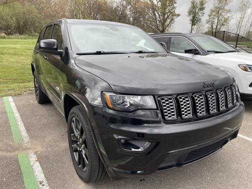 2020 Jeep Grand Cherokee Altitude