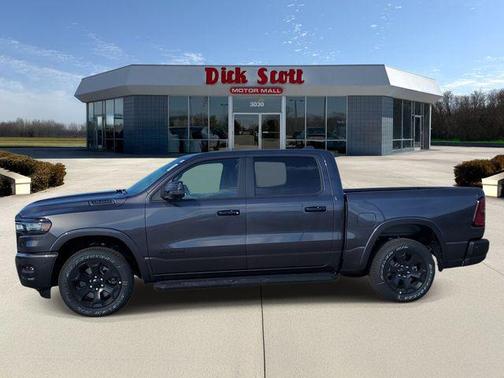 Granite Crystal Metallic Clearcoat 2026 RAM 1500 Big Horn/Lone Star