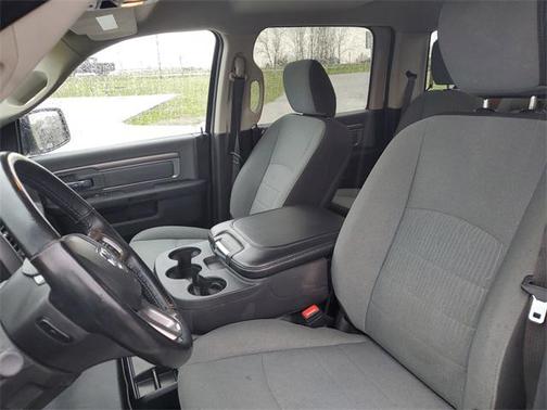 2022 RAM 1500 Classic SLT