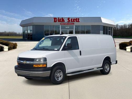2023 Chevrolet Express 2500 RWD 2500 Regular Wheelbase WT