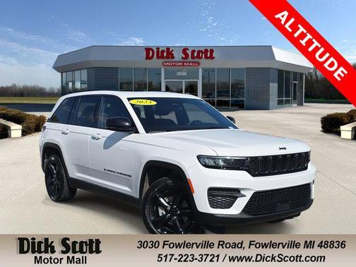 2023 Jeep Grand Cherokee Altitude