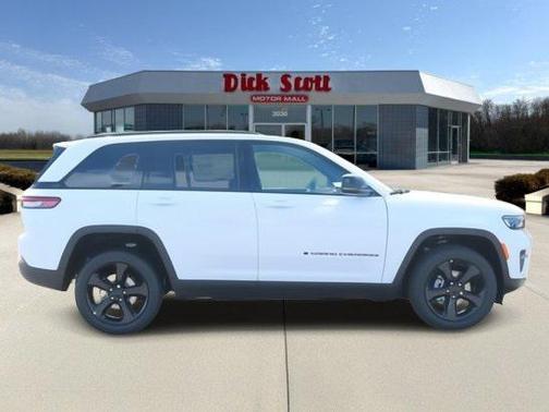 2024 Jeep Grand Cherokee Altitude