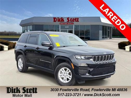 2023 Jeep Grand Cherokee Laredo