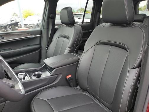 2025 Jeep Grand Cherokee 4xe Anniversary Edition