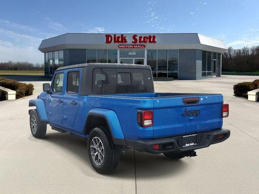 2026 Jeep Gladiator Sport S