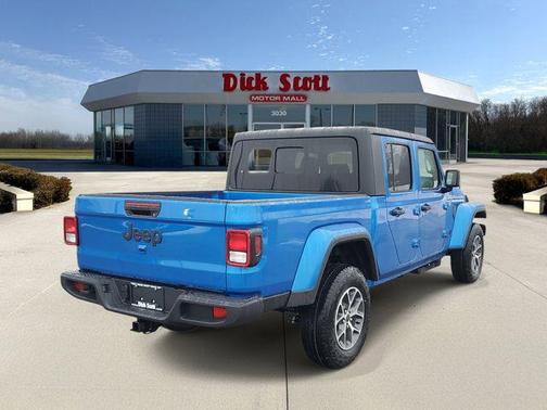 2026 Jeep Gladiator Sport S