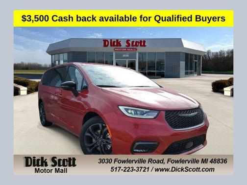 Red Hot Pearlcoat 2026 Chrysler Pacifica L