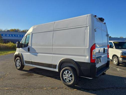 2024 RAM ProMaster 1500 Base