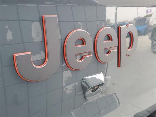 2025 Jeep Gladiator Mojave X