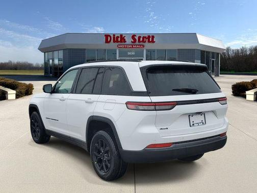 2026 Jeep Grand Cherokee Altitude