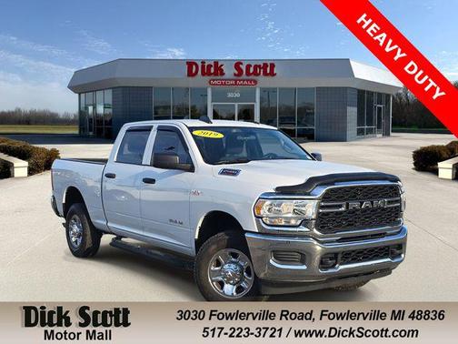 2019 RAM 2500 Tradesman Crew Cab 4x4 6'4' Box