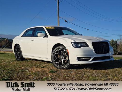 2022 Chrysler 300 Touring