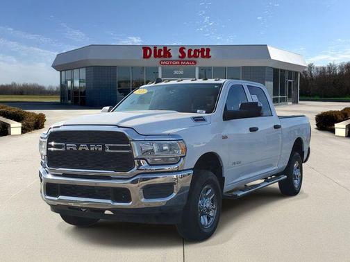 Bright White Clearcoat 2020 RAM 2500 Tradesman Crew Cab 4x4 6'4' Box