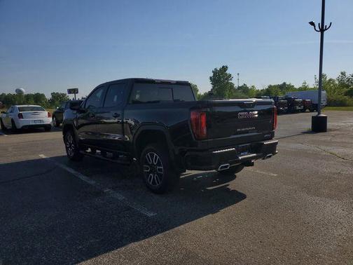 Onyx Black 2024 GMC Sierra 1500 AT4