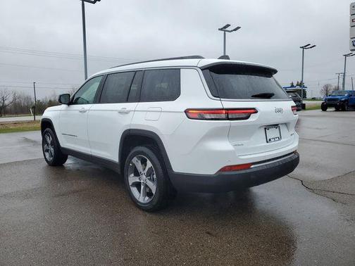 Bright White Clearcoat 2026 Jeep Grand Cherokee L Limited