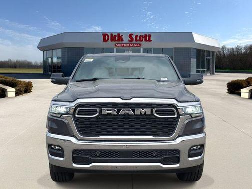Granite Crystal Metallic Clearcoat 2026 RAM 1500 Big Horn/Lone Star
