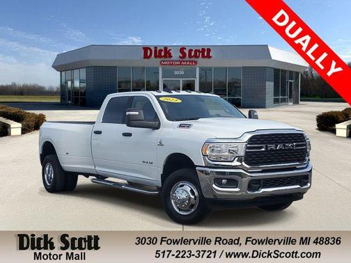 2024 RAM 3500 Big Horn Crew Cab 4x4 8' Box
