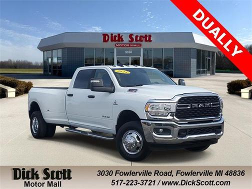 2024 RAM 3500 Big Horn Crew Cab 4x4 8' Box