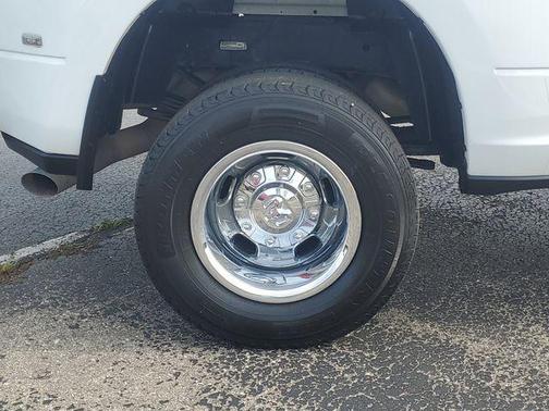 2024 RAM 3500 Big Horn Crew Cab 4x4 8' Box