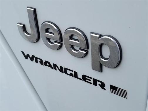 2023 Jeep Wrangler 4-Door Sahara 4x4