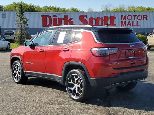Red Hot Pearlcoat 2024 Jeep Compass Limited