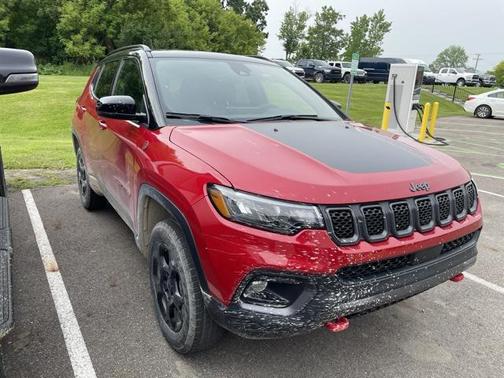 2023 Jeep Compass Trailhawk