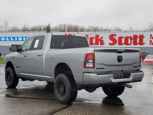 Billet Silver Metallic Clearcoat 2022 RAM 2500 Big Horn Crew Cab 4x4 6'4' Box