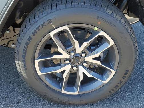 2025 Jeep Wrangler 4xe Sport S