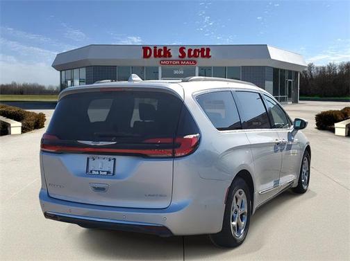 2022 Chrysler Pacifica Limited