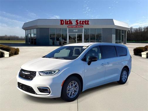 2026 Chrysler Pacifica L