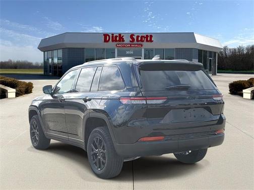 2025 Jeep Grand Cherokee Altitude