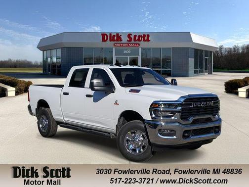 2025 RAM 2500 Tradesman Crew Cab 4x4 6'4' Box